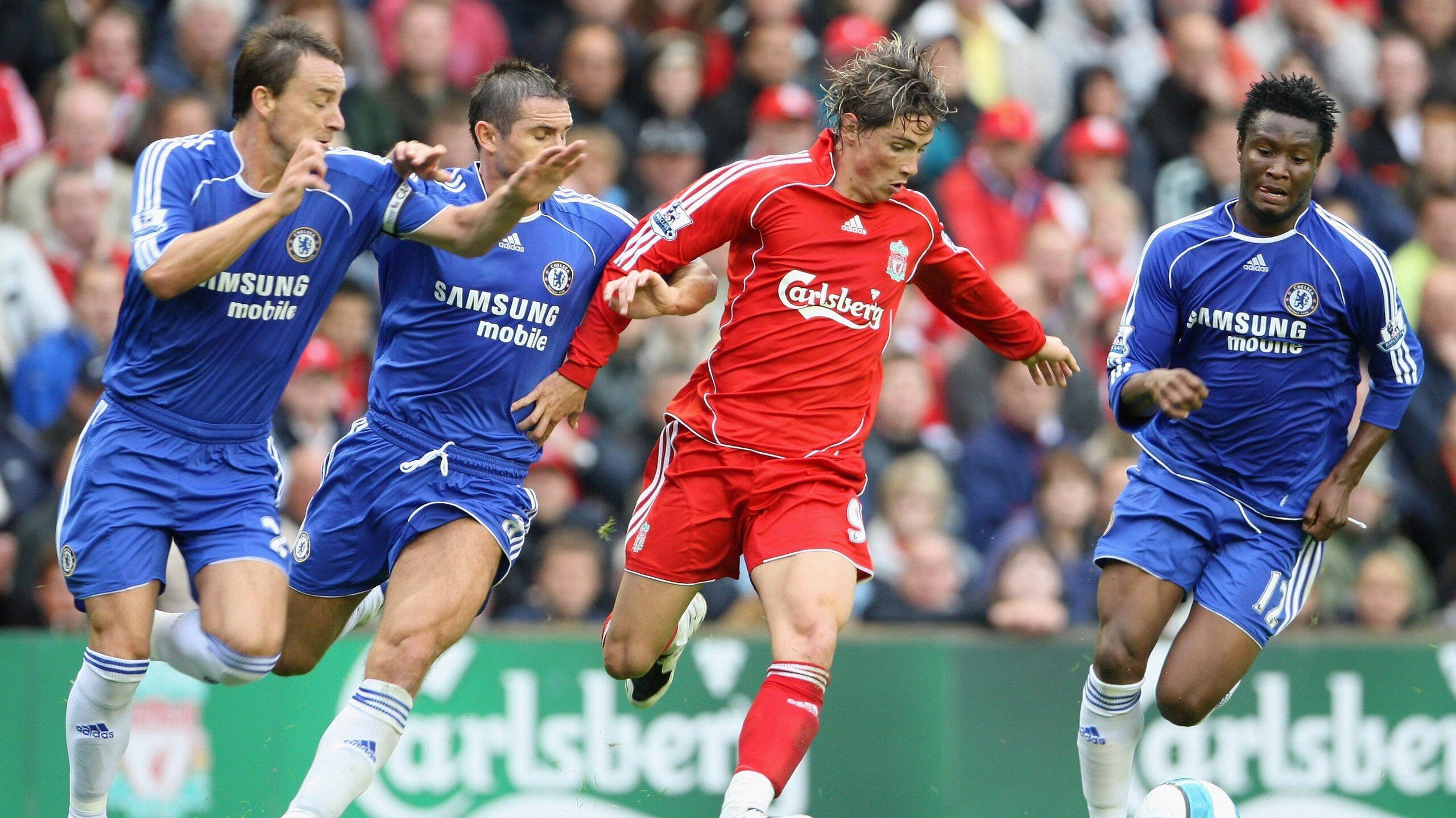 逆境中的“坚守者”:那些如钢铁般坚韧的球员,坚韧如钢什么意思